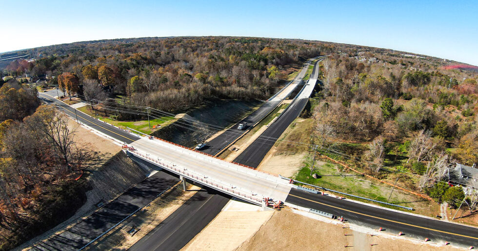 Jamestown Parkway Wins Top 10 Road by Roads & Bridges Magazine Branch